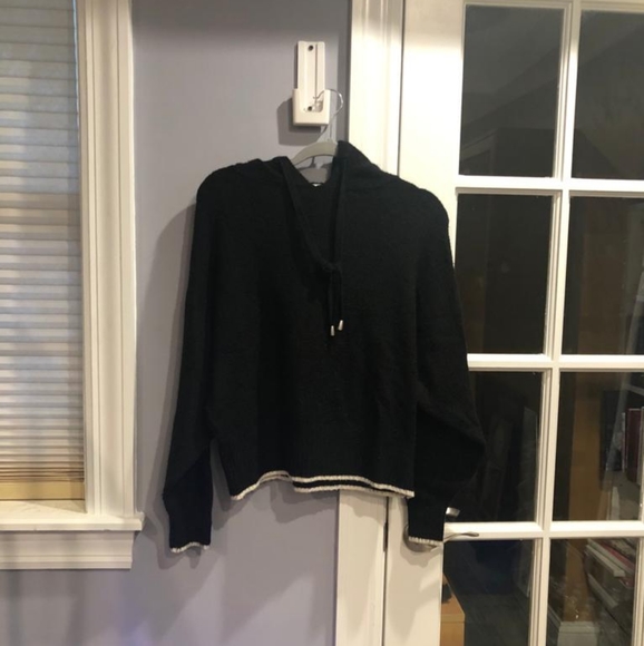 H&M black knit hooded top with white stripe hem - Picture 2 of 7